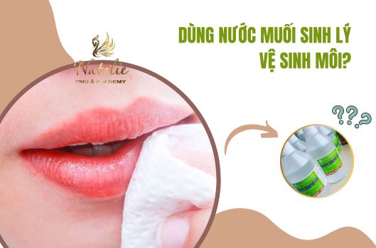 phun môi dính nước có sao không 2